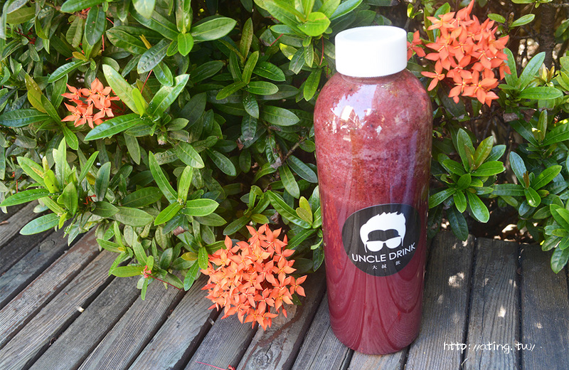 UncleDrink 大叔飲:台中一中商圈UncleDrink大叔飲|型男大叔現打果汁|愛評體驗團