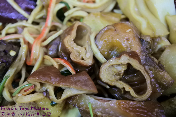 【台南市-東區美食】御膳現炒鹵味★顛覆傳統中藥滷味印象.嚴選食材現炒三杯香.滿足挑剔味蕾兼具色香味／宵夜美食／南紡購物中心