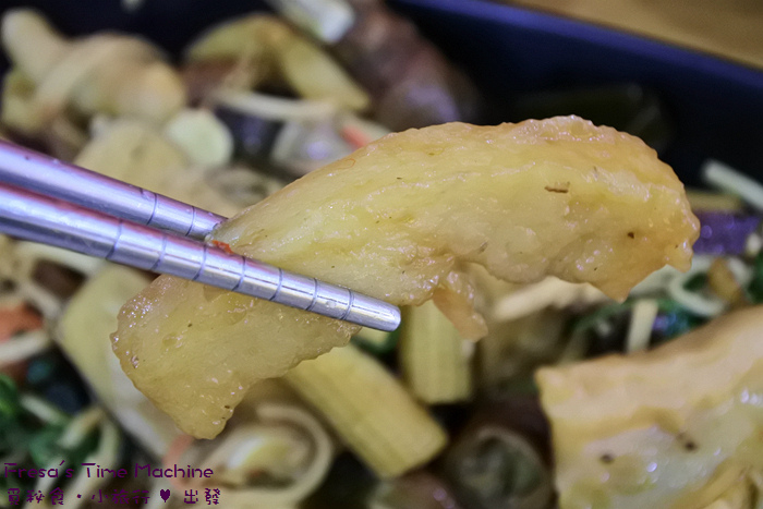 【台南市-東區美食】御膳現炒鹵味★顛覆傳統中藥滷味印象.嚴選食材現炒三杯香.滿足挑剔味蕾兼具色香味／宵夜美食／南紡購物中心