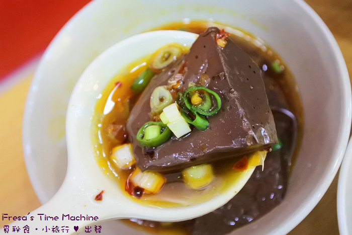 【台南市-東區美食】御膳現炒鹵味★顛覆傳統中藥滷味印象.嚴選食材現炒三杯香.滿足挑剔味蕾兼具色香味／宵夜美食／南紡購物中心