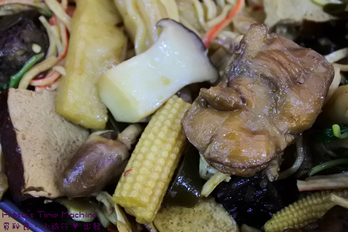 【台南市-東區美食】御膳現炒鹵味★顛覆傳統中藥滷味印象.嚴選食材現炒三杯香.滿足挑剔味蕾兼具色香味／宵夜美食／南紡購物中心