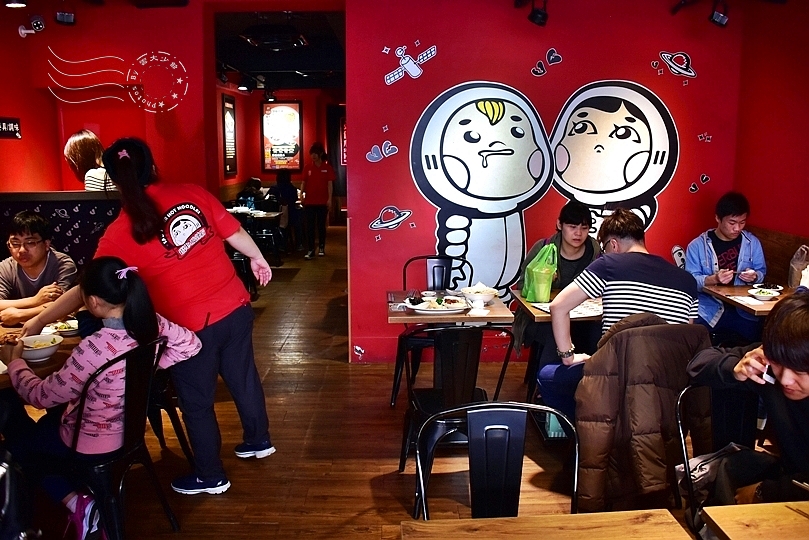 傷心酸辣粉(台北士林捷運站店)