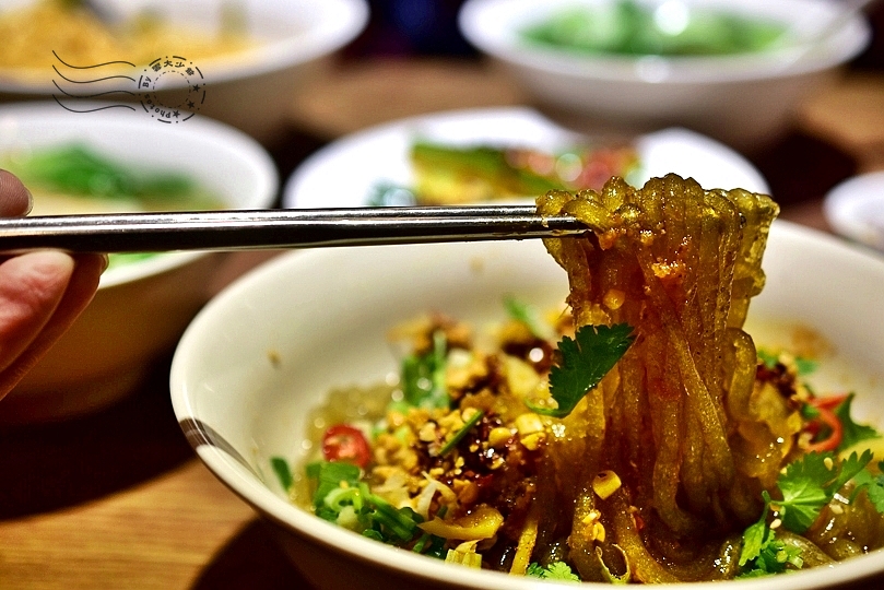 傷心酸辣粉(台北士林捷運站店)