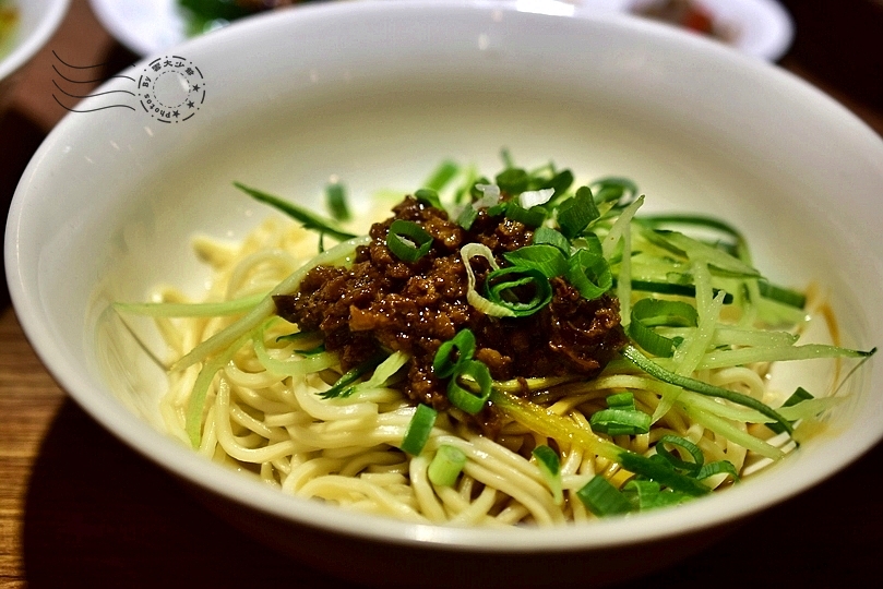 傷心酸辣粉(台北士林捷運站店)