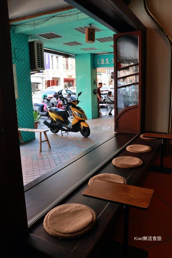 鹿港咖啡推薦Skinny Cafe 瘦子咖啡•鹿港大街|手沖單品咖啡搭配甜點下午茶.近彰化鹿港老街周邊美食