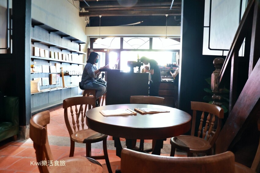 鹿港咖啡推薦Skinny Cafe 瘦子咖啡•鹿港大街|手沖單品咖啡搭配甜點下午茶.近彰化鹿港老街周邊美食