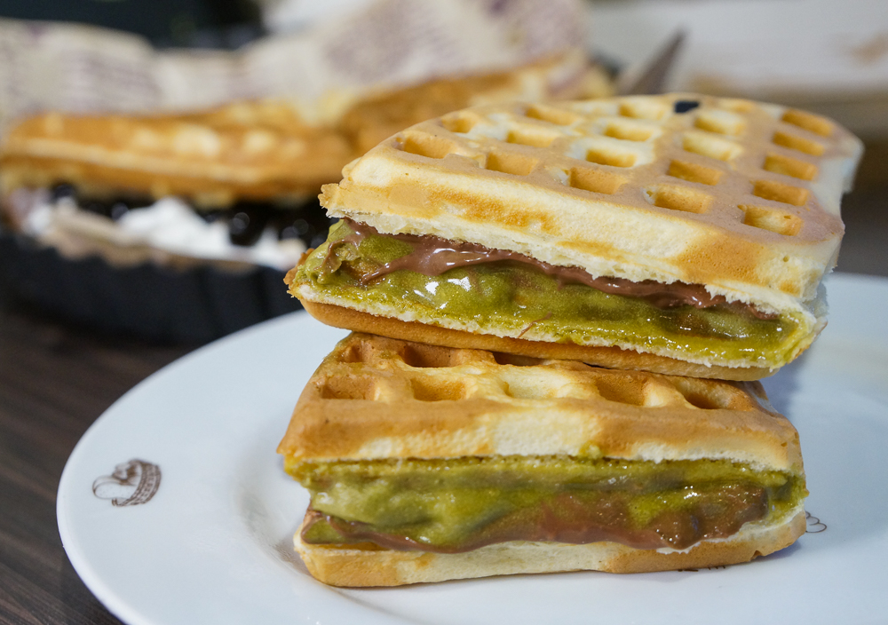 [高雄]Oh Mia歐米芽鬆餅屋-銅板價!?超酷珍珠厚奶茶鬆餅x牽絲爆餡創意披薩鬆餅!超高C/P值 高雄鬆餅推薦 - 美食好芃友