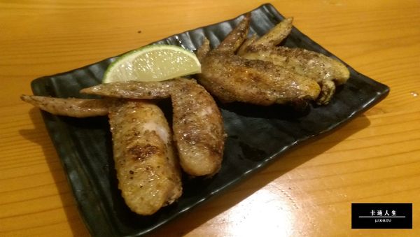 Osaka 日式炭火燒肉、壽司、吟釀料理：【高雄/食﹡新興】私藏愛店拜託不要來．高CP居酒屋全菜單分享．Osaka 日式炭火燒肉、壽司、吟釀料理