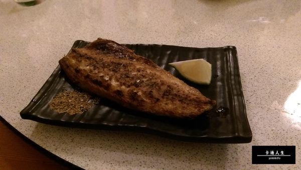 Osaka 日式炭火燒肉、壽司、吟釀料理：【高雄/食﹡新興】私藏愛店拜託不要來．高CP居酒屋全菜單分享．Osaka 日式炭火燒肉、壽司、吟釀料理
