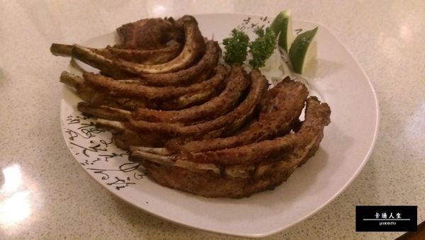 Osaka 日式炭火燒肉、壽司、吟釀料理：【高雄/食﹡新興】私藏愛店拜託不要來．高CP居酒屋全菜單分享．Osaka 日式炭火燒肉、壽司、吟釀料理