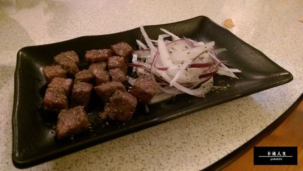 Osaka 日式炭火燒肉、壽司、吟釀料理：【高雄/食﹡新興】私藏愛店拜託不要來．高CP居酒屋全菜單分享．Osaka 日式炭火燒肉、壽司、吟釀料理