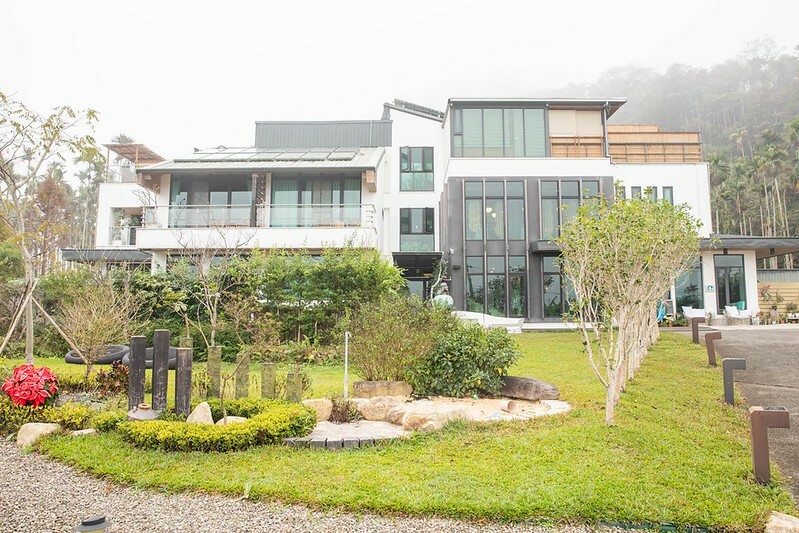 南投縣魚池鄉【南投日月潭住宿】水沙蓮鮮乳x散步的雲生態民宿.日月潭優質牛乳免費喝得爽