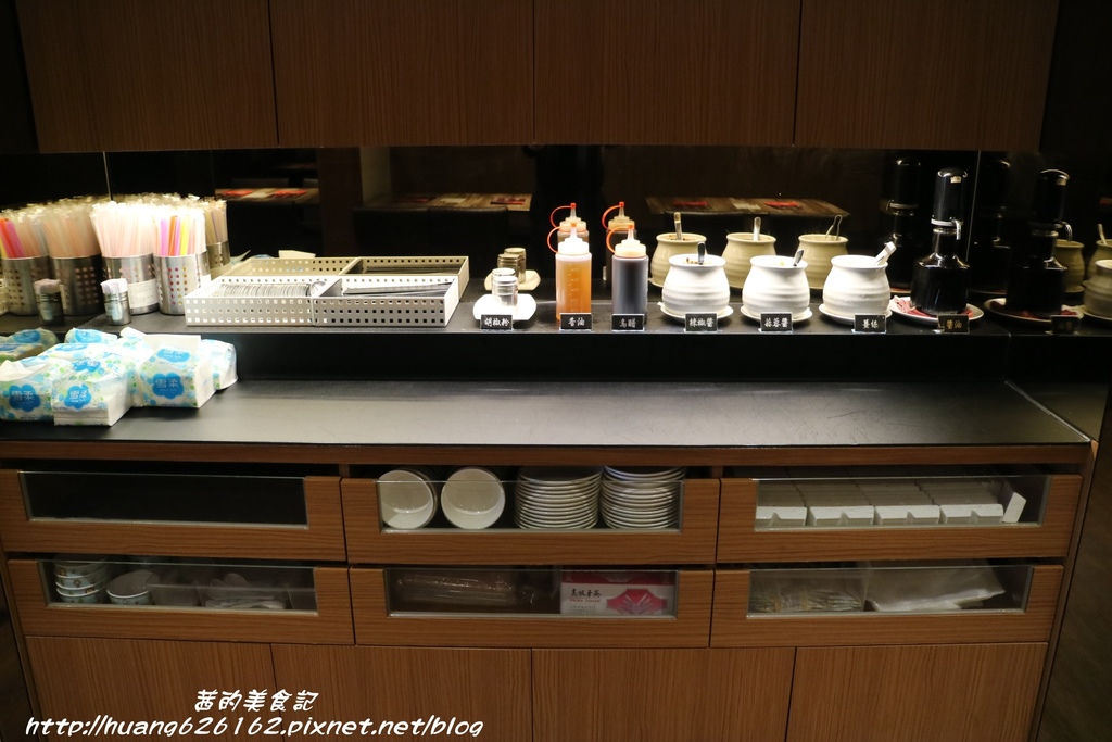 IMG_9372.JPG IMG_9372.JPG