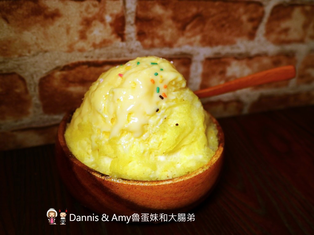 《新竹特色冰店》永凍冰ICE COMBO。不是刨冰也不是雪花冰。有果肉的水果冰清涼又解渴 ︱新竹監理站附近 (影片) 《新竹特色冰店》永凍冰ICE COMBO。不是刨冰也不是雪花冰。有果肉的水果冰清涼又解渴 ︱新竹監理站附近 (影片)