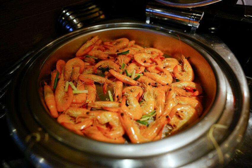 新北旅遊住宿|北海岸親子飯店推薦!薆悅酒店野柳渡假館 400坪親子遊戲室、海鮮自助餐吃到飽 順遊野柳女王頭、野柳海洋公園 - 奇奇一起玩樂趣