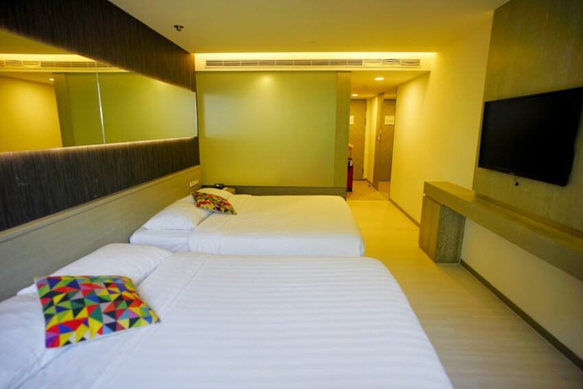 新北旅遊住宿|北海岸親子飯店推薦!薆悅酒店野柳渡假館 400坪親子遊戲室、海鮮自助餐吃到飽 順遊野柳女王頭、野柳海洋公園 - 奇奇一起玩樂趣