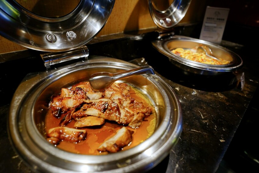 新北旅遊住宿|北海岸親子飯店推薦!薆悅酒店野柳渡假館 400坪親子遊戲室、海鮮自助餐吃到飽 順遊野柳女王頭、野柳海洋公園 - 奇奇一起玩樂趣