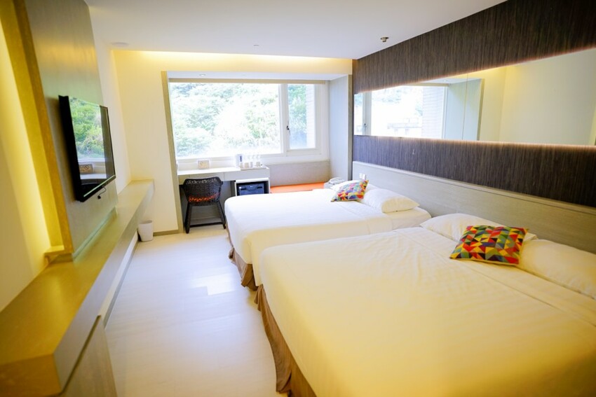 新北旅遊住宿|北海岸親子飯店推薦!薆悅酒店野柳渡假館 400坪親子遊戲室、海鮮自助餐吃到飽 順遊野柳女王頭、野柳海洋公園 - 奇奇一起玩樂趣