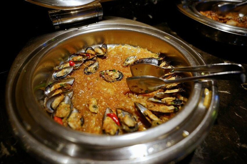 新北旅遊住宿|北海岸親子飯店推薦!薆悅酒店野柳渡假館 400坪親子遊戲室、海鮮自助餐吃到飽 順遊野柳女王頭、野柳海洋公園 - 奇奇一起玩樂趣