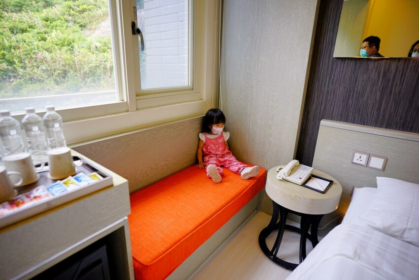 新北旅遊住宿|北海岸親子飯店推薦!薆悅酒店野柳渡假館 400坪親子遊戲室、海鮮自助餐吃到飽 順遊野柳女王頭、野柳海洋公園 - 奇奇一起玩樂趣