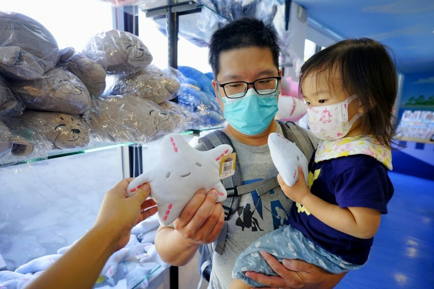 新北旅遊住宿|北海岸親子飯店推薦!薆悅酒店野柳渡假館 400坪親子遊戲室、海鮮自助餐吃到飽 順遊野柳女王頭、野柳海洋公園 - 奇奇一起玩樂趣