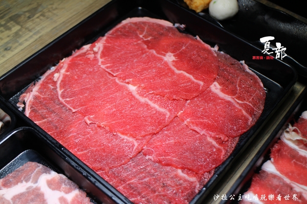 夏部Shabu壽喜燒(台北京華城)：松山新開幕火鍋吃到飽『夏部Shabu壽喜燒-台北京華城店』現調手搖飲料/花東新鮮無污染野菜