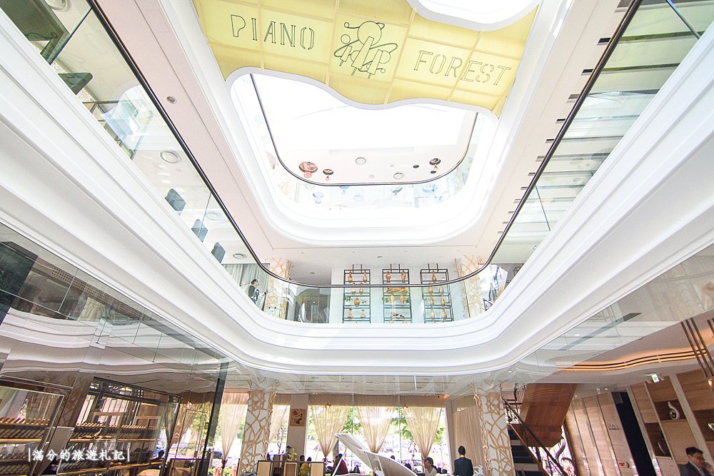 台中西屯美食》琴.森林主題餐廳 IG熱門打卡點 巨型鋼琴出沒 精美別緻的歐風餐廳 - 滿分的旅遊札記