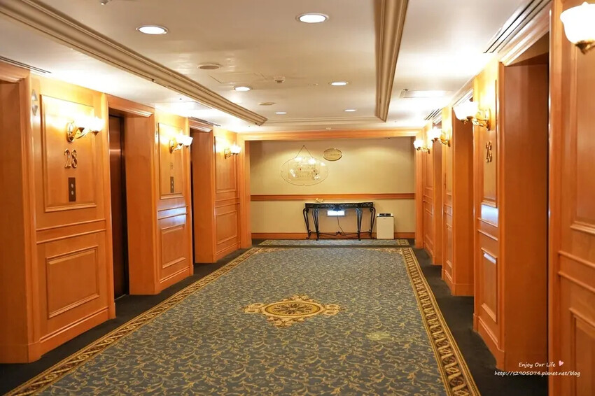 高雄市苓雅區高雄-寒軒國際大飯店➤甜蜜家庭房