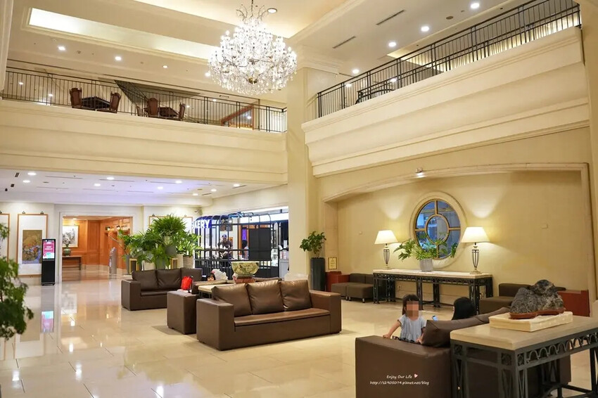 高雄市苓雅區高雄-寒軒國際大飯店➤甜蜜家庭房