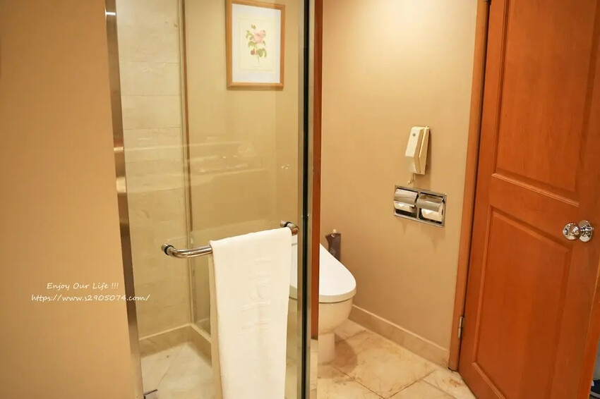 高雄市苓雅區高雄-寒軒國際大飯店➤甜蜜家庭房