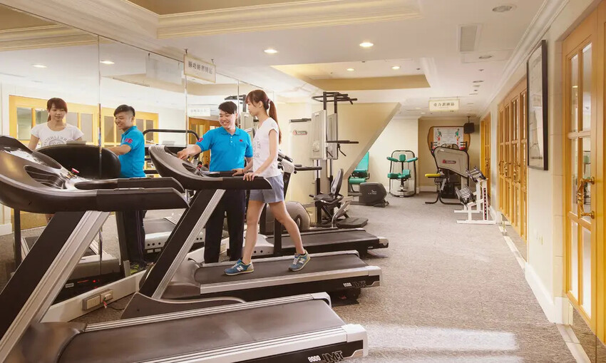 高雄市苓雅區高雄-寒軒國際大飯店➤甜蜜家庭房