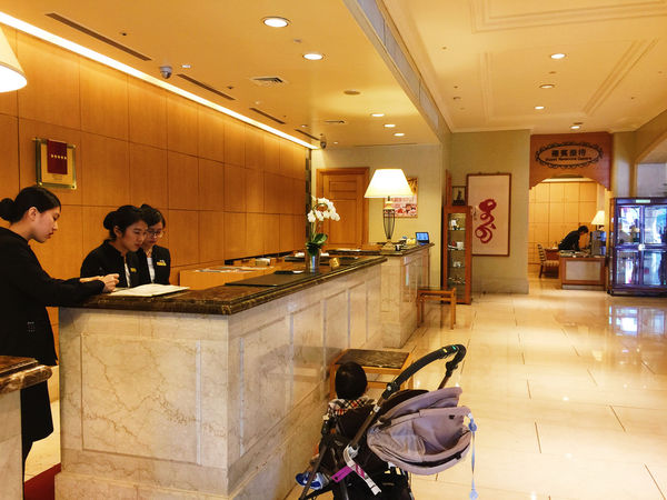 高雄親子住宿 寒軒國際大飯店 高樓全景無敵美景 浪漫夜景@醒醒吧女孩們