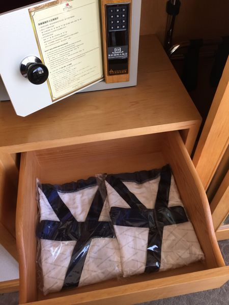 高雄親子住宿 寒軒國際大飯店 高樓全景無敵美景 浪漫夜景@醒醒吧女孩們