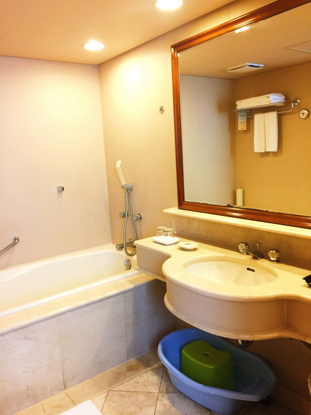 高雄親子住宿 寒軒國際大飯店 高樓全景無敵美景 浪漫夜景@醒醒吧女孩們