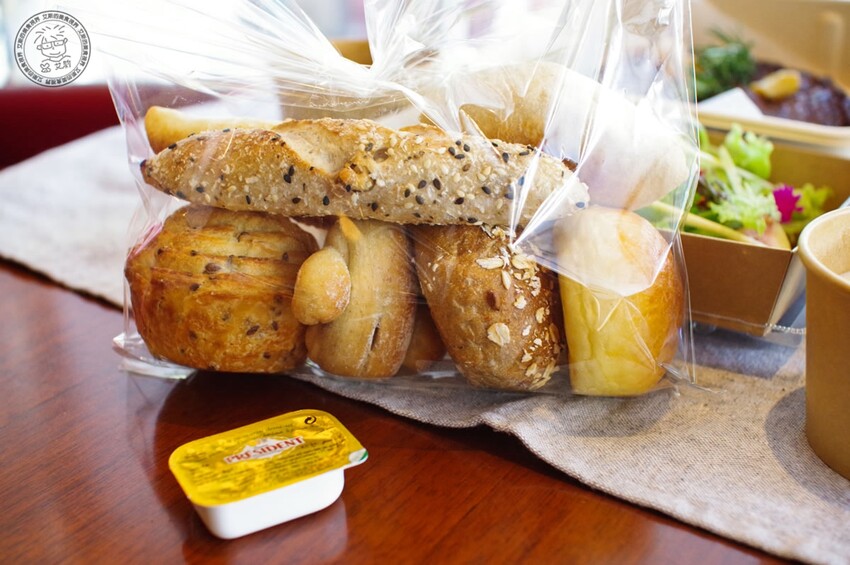 6外帶歐華牛排 手工麵包 6外帶歐華牛排 手工麵包