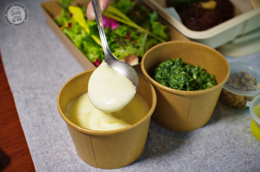 3外帶歐華牛排 洋芋泥 3外帶歐華牛排 洋芋泥