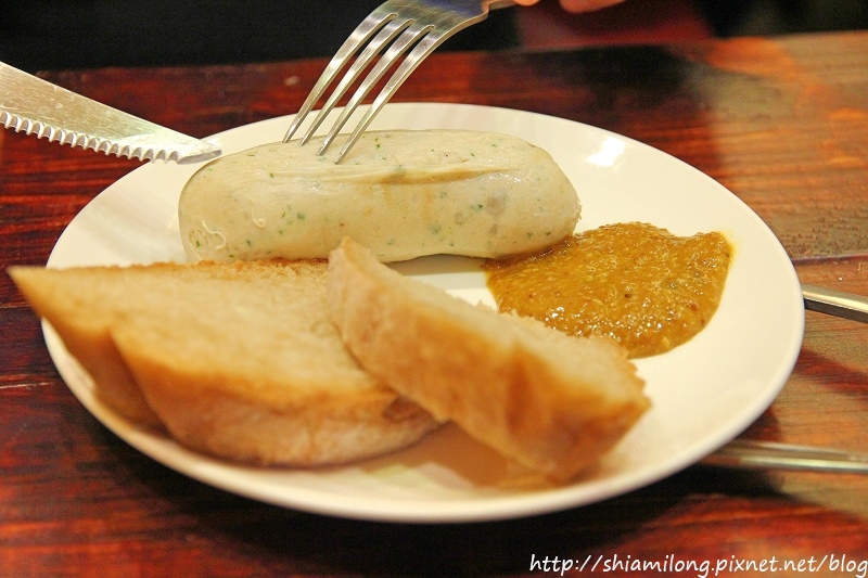 Wiesener%5Cs German Beer %26; Sausage-12.jpg