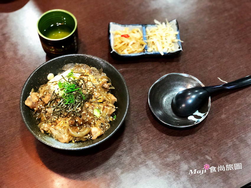 /tmp/phpp0cHLR /tmp/phpp0cHLR