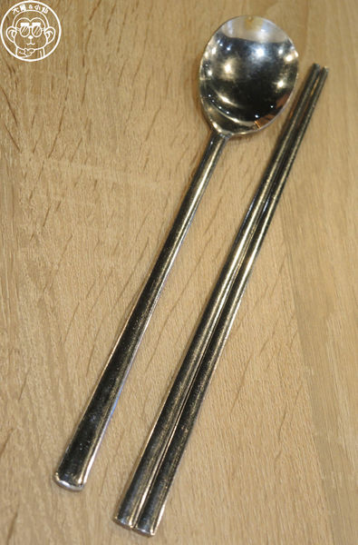 瑪妮年糕鍋：呷飽祙【新北板橋･瑪妮年糕鍋】道地韓國料理來這吃