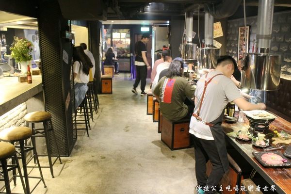 吽燒肉 Grill&Bar(市民店)：台北東區燒烤『吽Home燒肉-市民店』市民大道/捷運忠孝復興站/宵夜/戰斧魚下巴