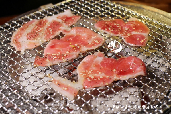 吽燒肉 Grill&Bar(市民店)：台北東區燒烤『吽Home燒肉-市民店』市民大道/捷運忠孝復興站/宵夜/戰斧魚下巴