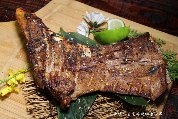 吽燒肉 Grill&Bar(市民店)：台北東區燒烤『吽Home燒肉-市民店』市民大道/捷運忠孝復興站/宵夜/戰斧魚下巴