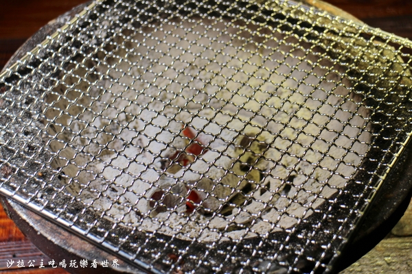 吽燒肉 Grill&Bar(市民店)：台北東區燒烤『吽Home燒肉-市民店』市民大道/捷運忠孝復興站/宵夜/戰斧魚下巴