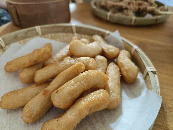 (台北/萬華)艋舺大豐-傳承一甲子，每天近百種炸物鍋料登場，就是在地婆媽採買的好去處