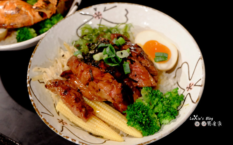 極幻燒肉丼飯21.jpg