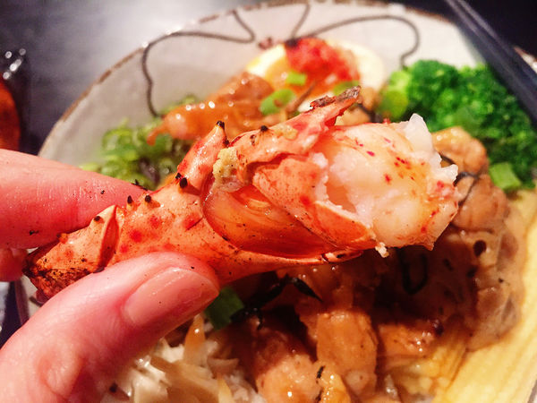 「板橋 極幻燒肉弁当。驚人美味的極幻龍蝦＆燒肉丼！！！」