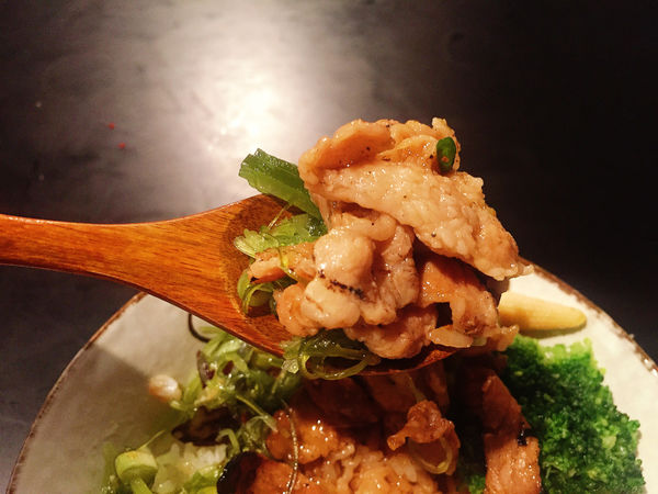 「板橋 極幻燒肉弁当。驚人美味的極幻龍蝦＆燒肉丼！！！」