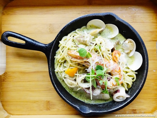 心玩義 手作餐館:【蘆洲美食】心玩義 手作餐館 堅持以天然調味、品嚐食材最原始的美味 免服務費/免費WIFI/不限時/全天候供餐/下午茶/聚餐/包場