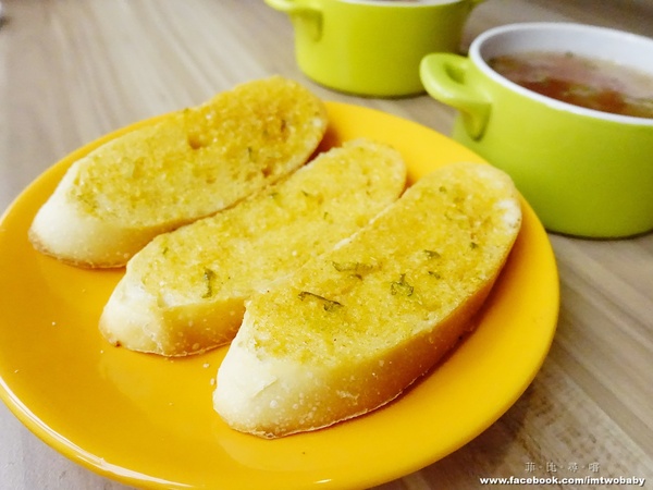 心玩義 手作餐館:【蘆洲美食】心玩義 手作餐館 堅持以天然調味、品嚐食材最原始的美味 免服務費/免費WIFI/不限時/全天候供餐/下午茶/聚餐/包場