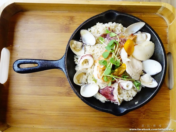 心玩義 手作餐館:【蘆洲美食】心玩義 手作餐館 堅持以天然調味、品嚐食材最原始的美味 免服務費/免費WIFI/不限時/全天候供餐/下午茶/聚餐/包場